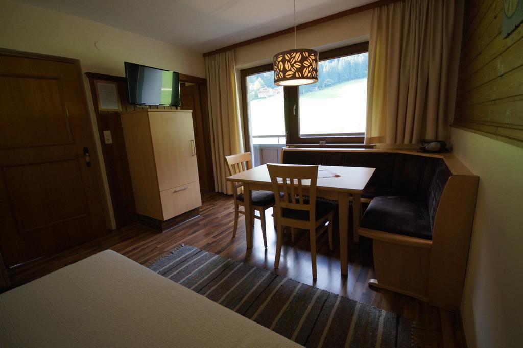 Appartement Gaestehaus Aloisia Хипах Екстериор снимка